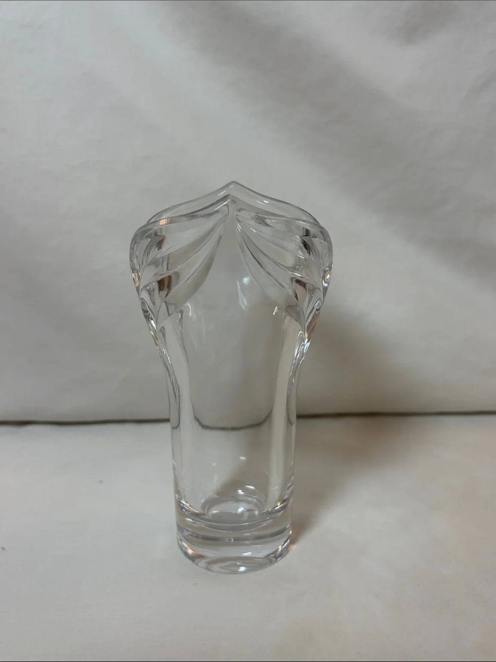 Mikasa “Ramona” Clear Glass Tulip-Top Vase